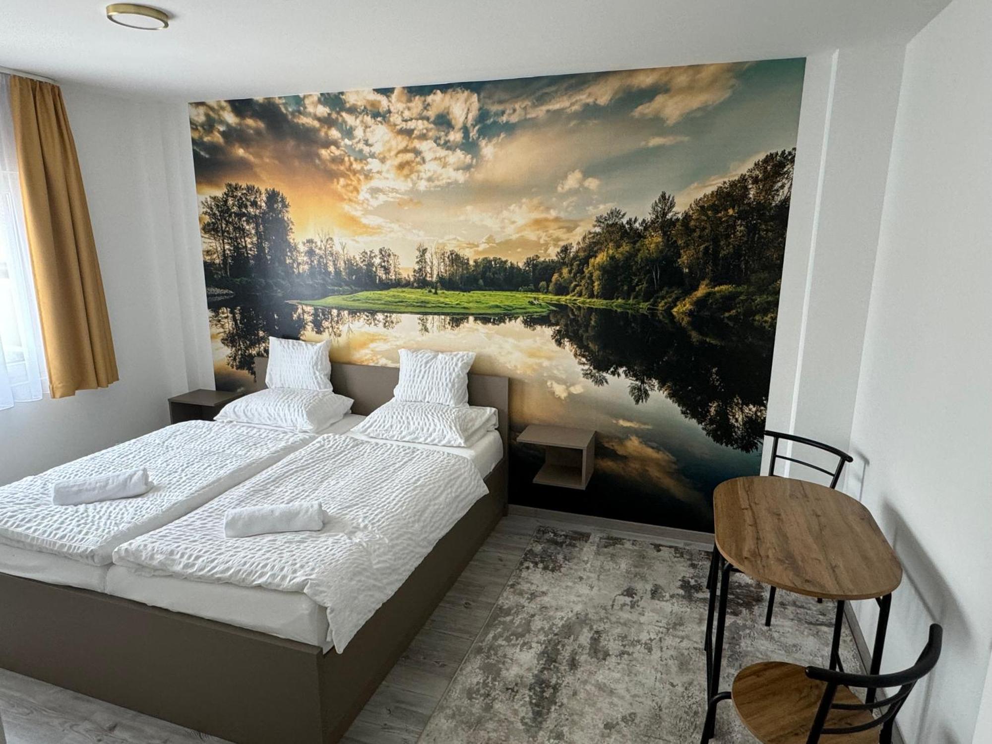 Potkerek Motel Дьор Екстериор снимка